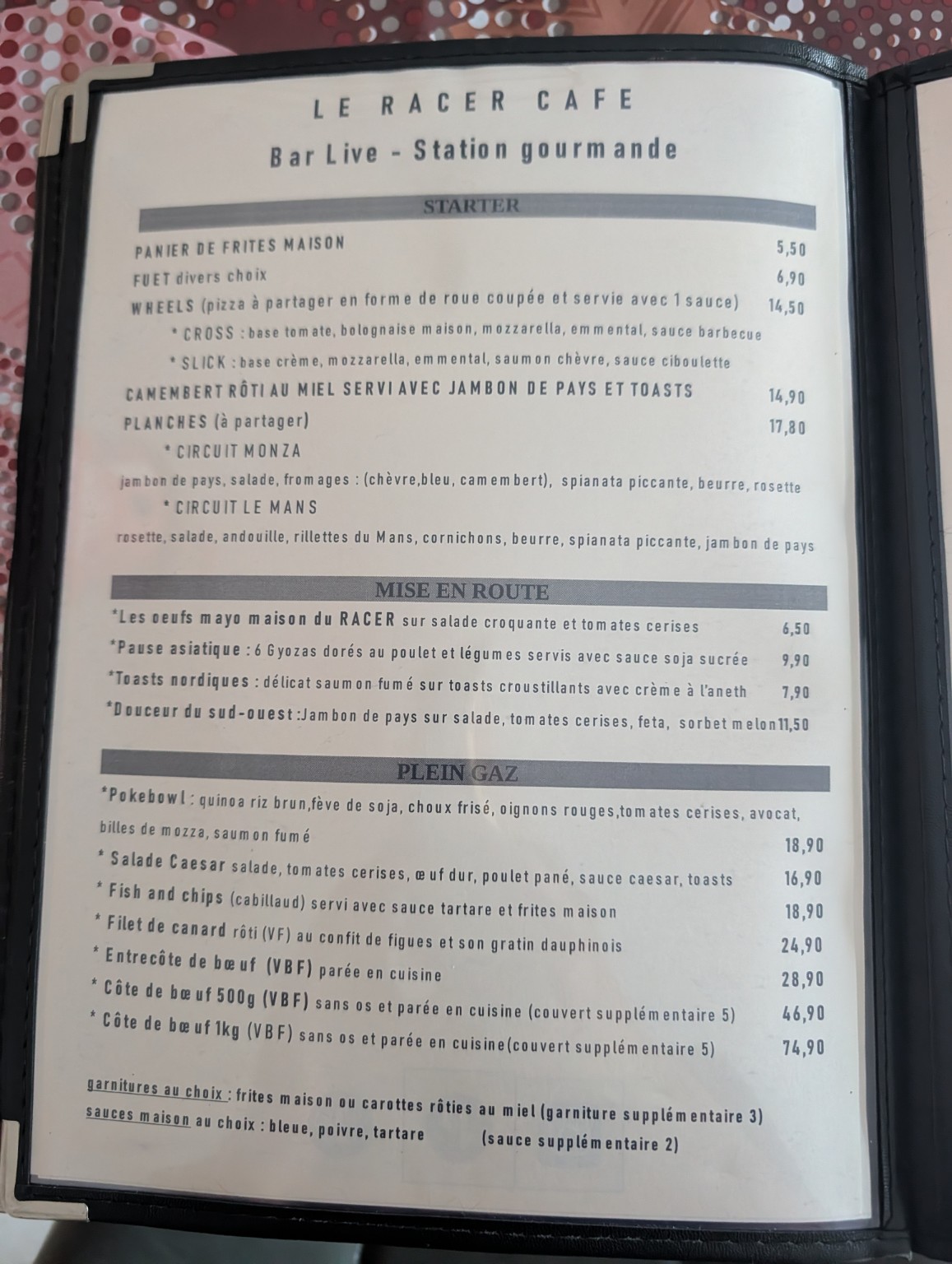 Carte : starters, entrées et plats